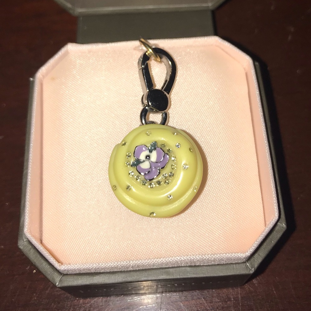 Juicy Couture Cupcake Necklace Charm